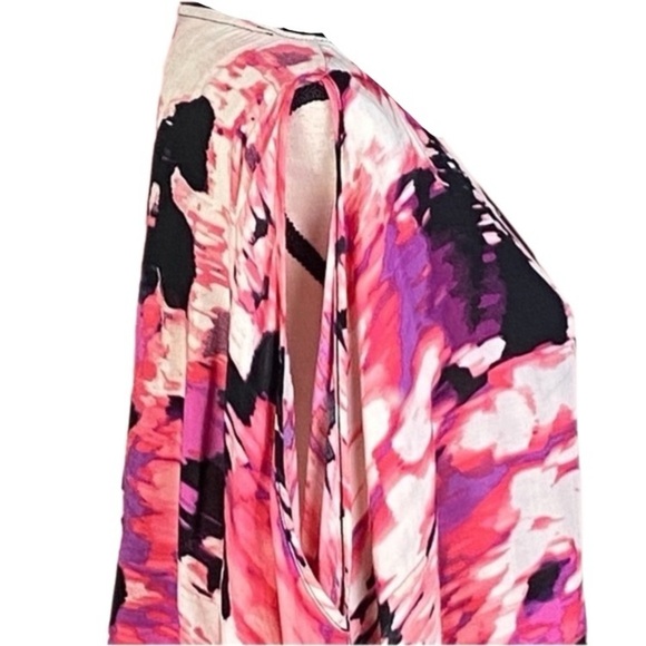JUICY COUTURE oversized, abstract floral, cold shoulder blouse. Size Medium. EUC - Picture 4 of 9